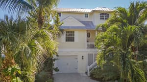 thumbnail: Exterior