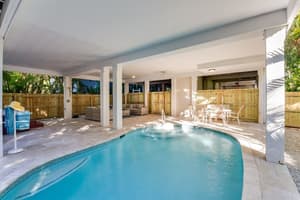 thumbnail: Pool