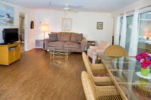 thumbnail: Living area