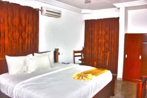 thumbnail: Room