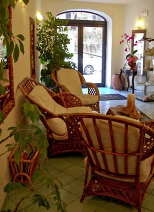 thumbnail: Lobby sitting area