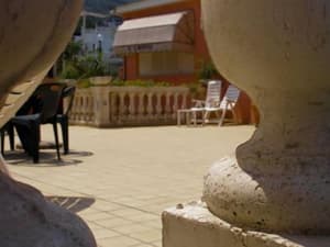 thumbnail: Exterior