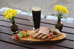 thumbnail: Outdoor dining