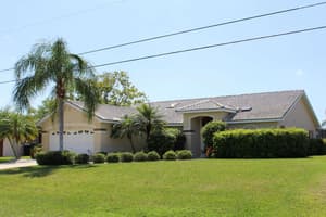 thumbnail: Exterior