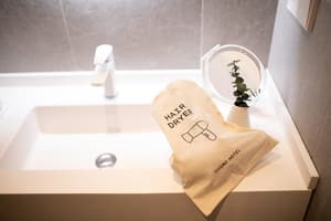 thumbnail: Bathroom