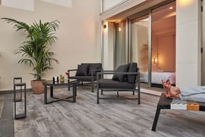 thumbnail: Terrace/patio