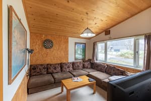 thumbnail: Living room