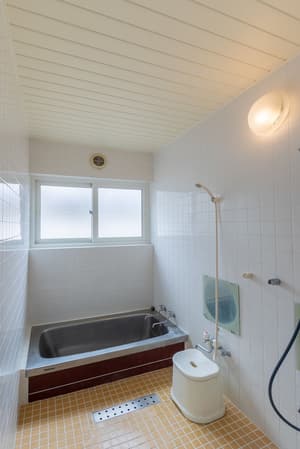 thumbnail: Bathroom