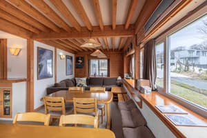 thumbnail: Dining
