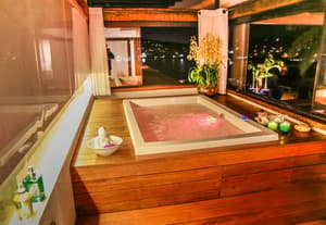 thumbnail: Private spa tub