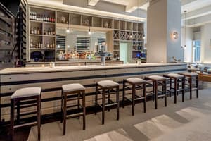 thumbnail: Bar (on property)