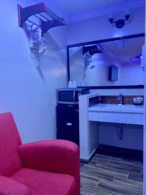 thumbnail: Interior