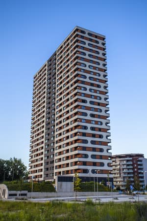 thumbnail: Exterior