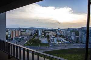 thumbnail: Balcony view