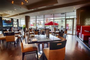 thumbnail: Restaurant