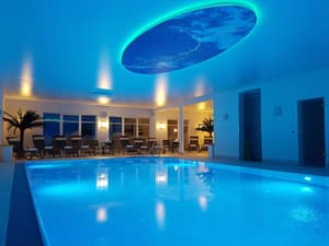 thumbnail: Indoor/outdoor pool