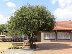 thumbnail: Exterior