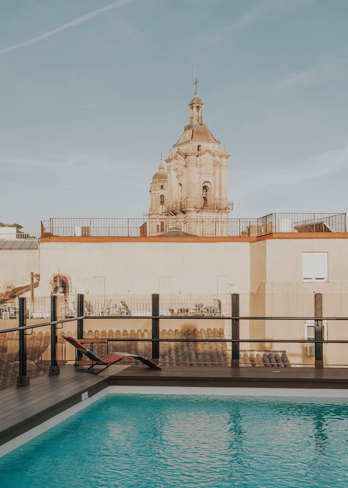 Rooftop pool