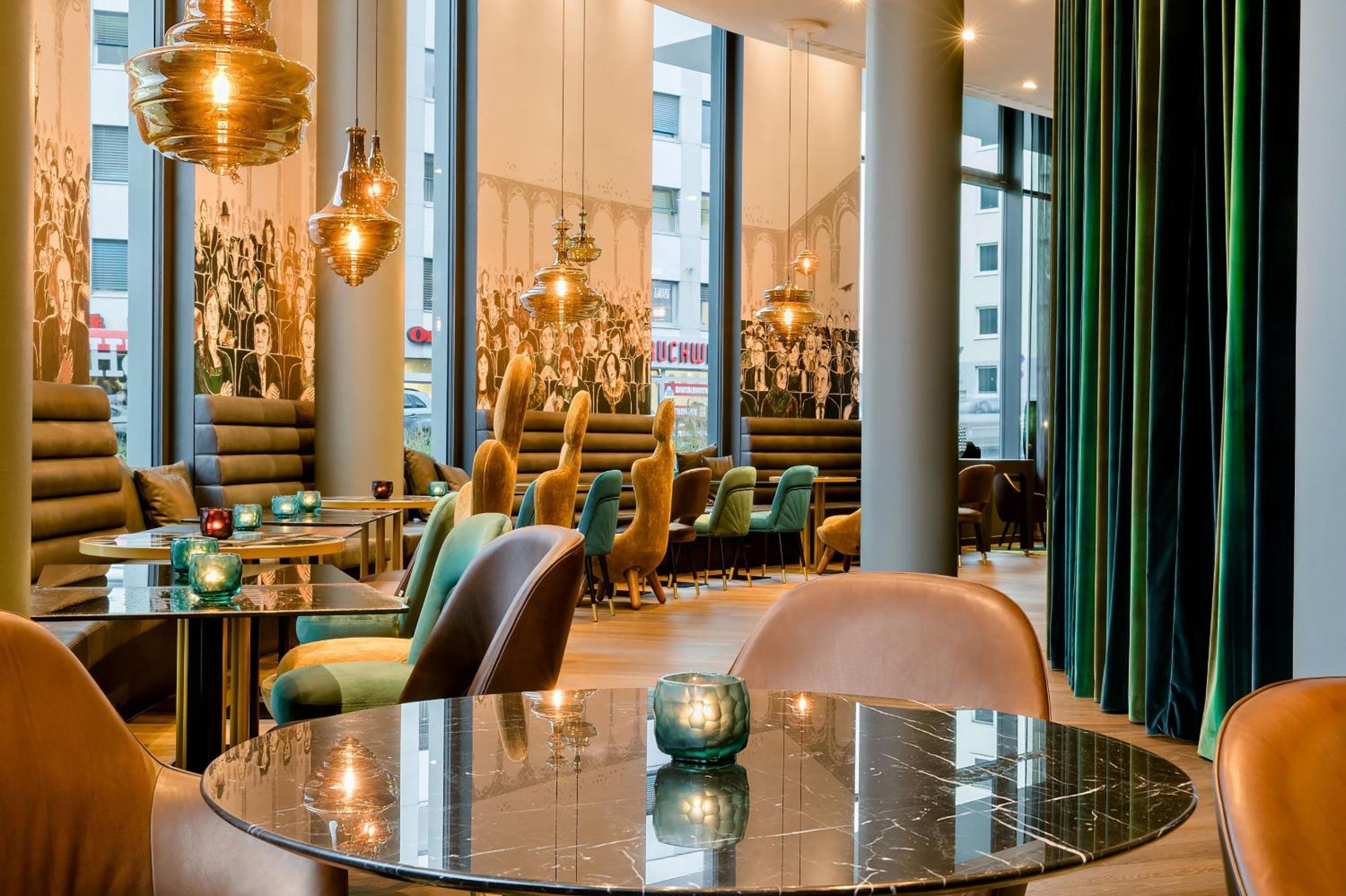 Restaurant-cafeteria
