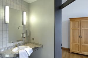 thumbnail: Bathroom