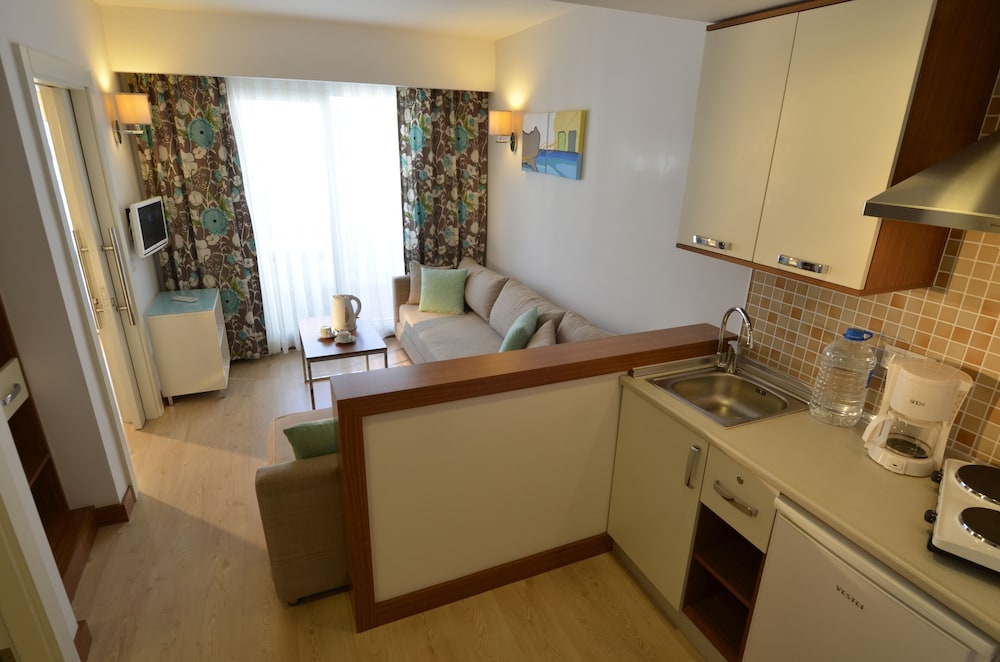 Private kitchenette