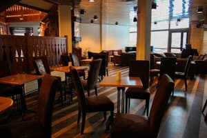 thumbnail: Restaurant