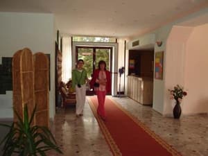 thumbnail: Interior