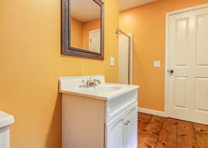 thumbnail: Bathroom sink