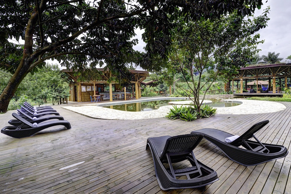 Sundeck