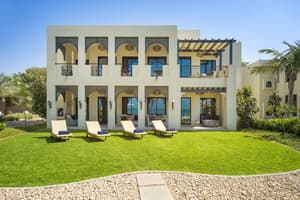 thumbnail: Exterior