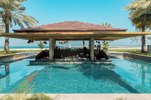 thumbnail: Bar (on property)