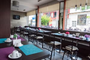 thumbnail: Restaurant