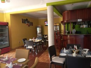 thumbnail: Restaurant