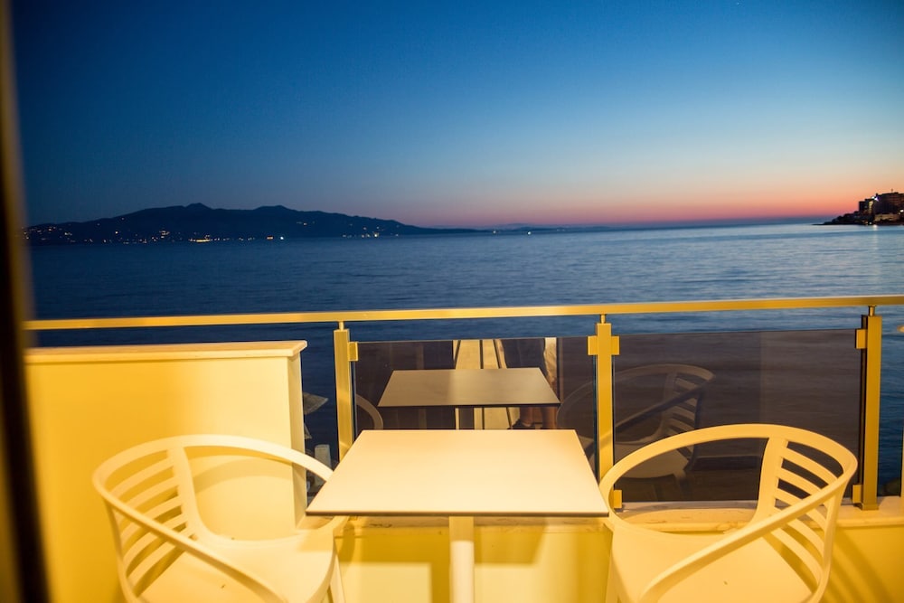Beach/ocean view
