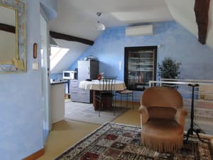 thumbnail: Living area