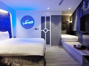 thumbnail: Room