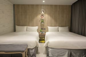thumbnail: Room