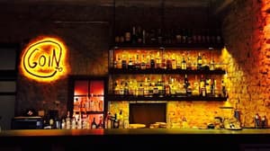 thumbnail: Bar (on property)