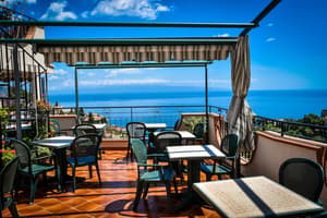 thumbnail: Terrace/patio