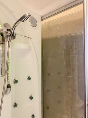 thumbnail: Bathroom shower