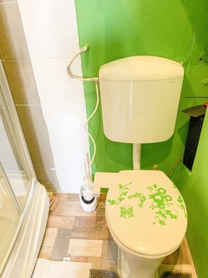 thumbnail: Bathroom