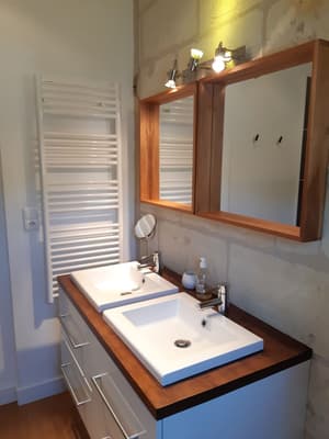 thumbnail: Bathroom sink