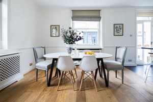 thumbnail: In-room dining