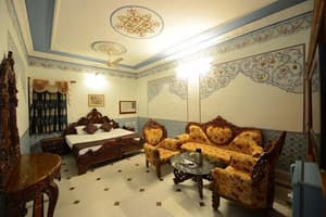 thumbnail: Room