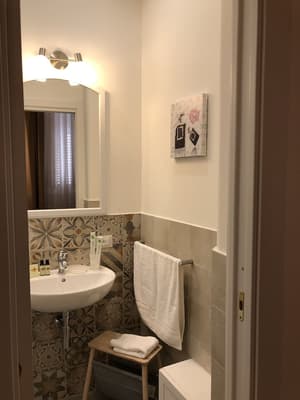 thumbnail: Bathroom