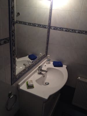 thumbnail: Bathroom sink