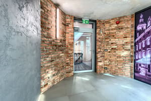 thumbnail: Staircase