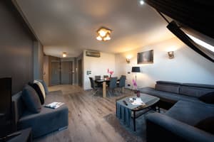 thumbnail: Living room
