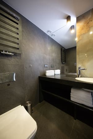 thumbnail: Bathroom