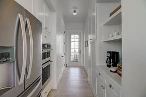 thumbnail: Interior